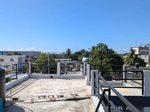 12 Edificio de 7 estudios rentados en Los Frailes II