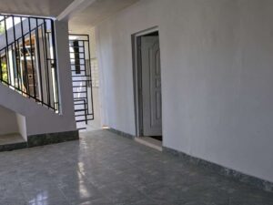 18 Edificio de 7 estudios rentados en Los Frailes II